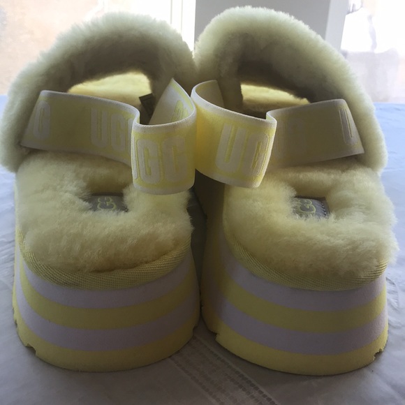 😀UGG YELLOW FLUFFIES😀 - Picture 5 of 11